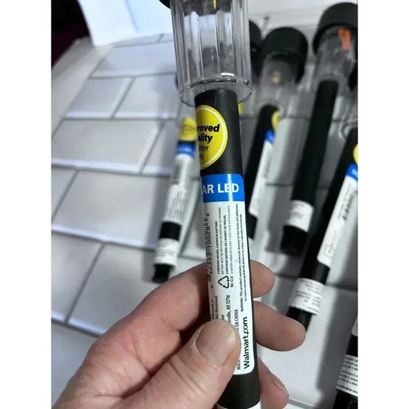 Mainstays LED Solar Outdoor & Garden Led pathway Lights, Black Finish 8 Lights - Picture 5 of 7